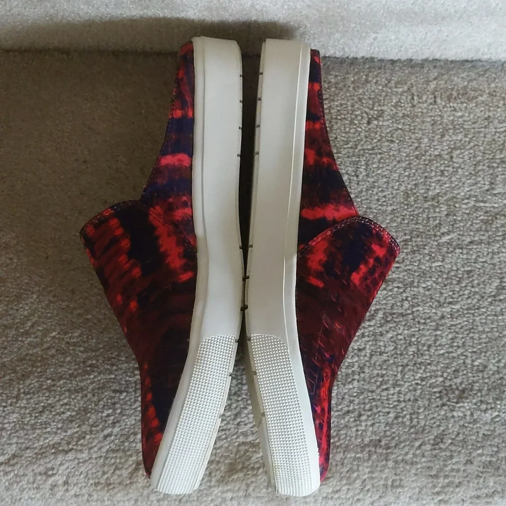 Logo Lori Goldstein Diane Printed Slip On Mule Sneaker 7M Red Blue - Picture 11 of 13